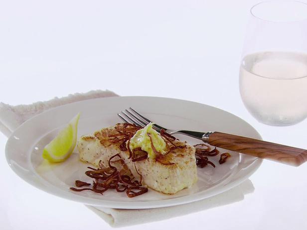 GH0421H_halibut-with-lemon-butter-and-crispy-shallots_s4x3_lg